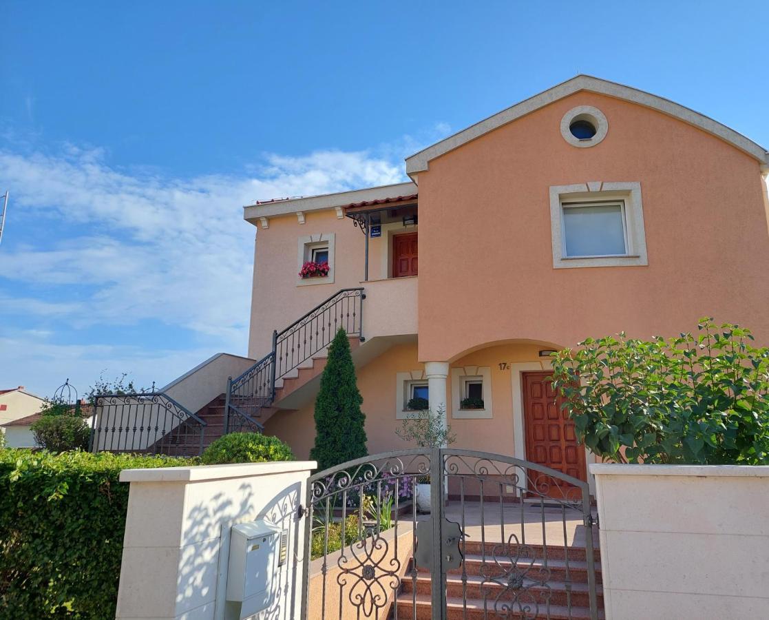 Apartment Polic Sibenik Bagian luar foto