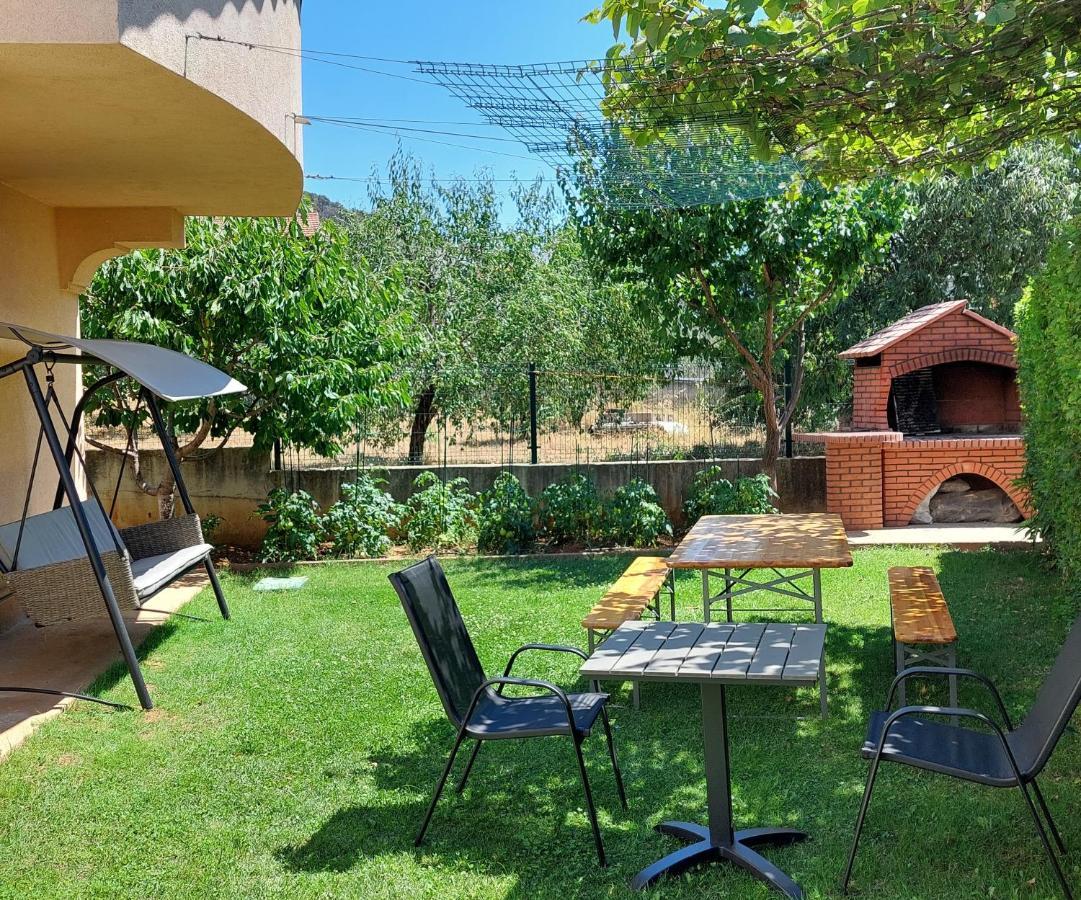 Apartment Polic Sibenik Bagian luar foto
