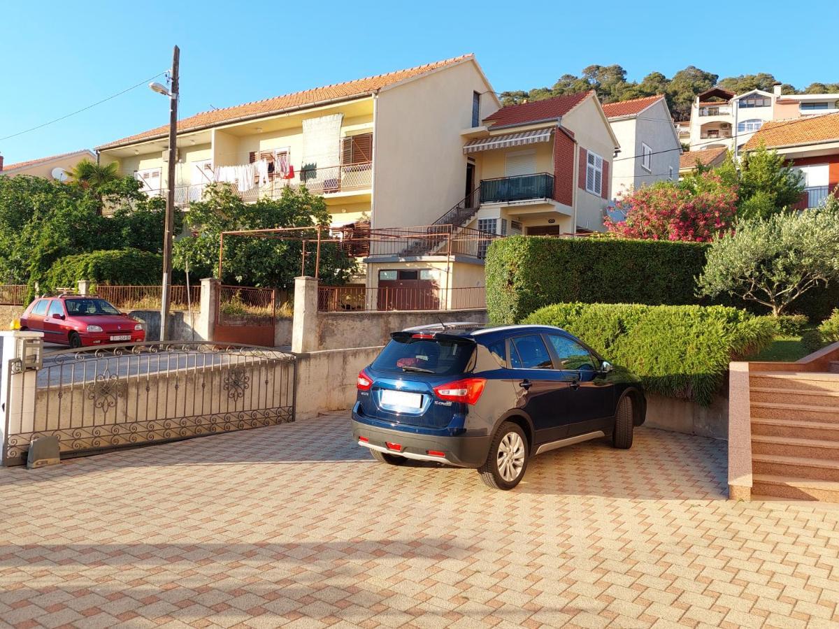 Apartment Polic Sibenik Bagian luar foto