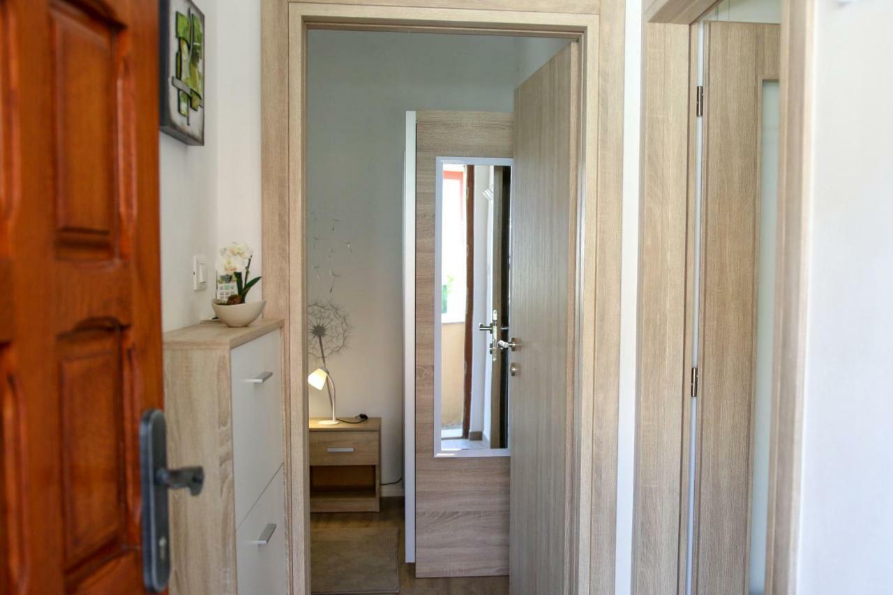 Apartment Polic Sibenik Bagian luar foto